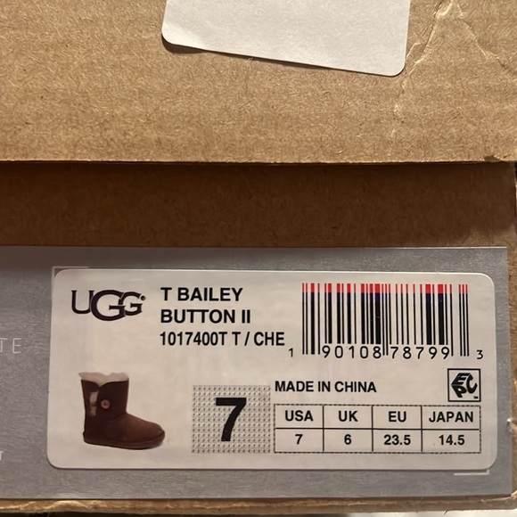 UGG® Bailey Button II Boot - Toddler / Little Kid - Chestnut | NEW in BOX!!🤎🤎 - Picture 8 of 9